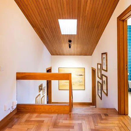 Bicuda By Nook Cascais