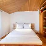 Vila Bicuda By Nook Cascais